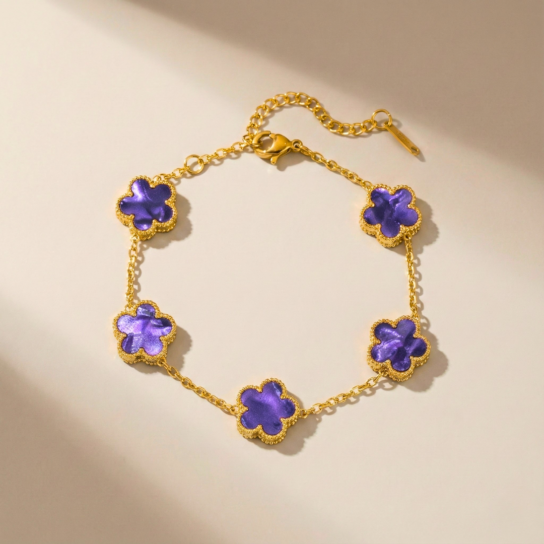 Pam - Clover Charm Bracelet