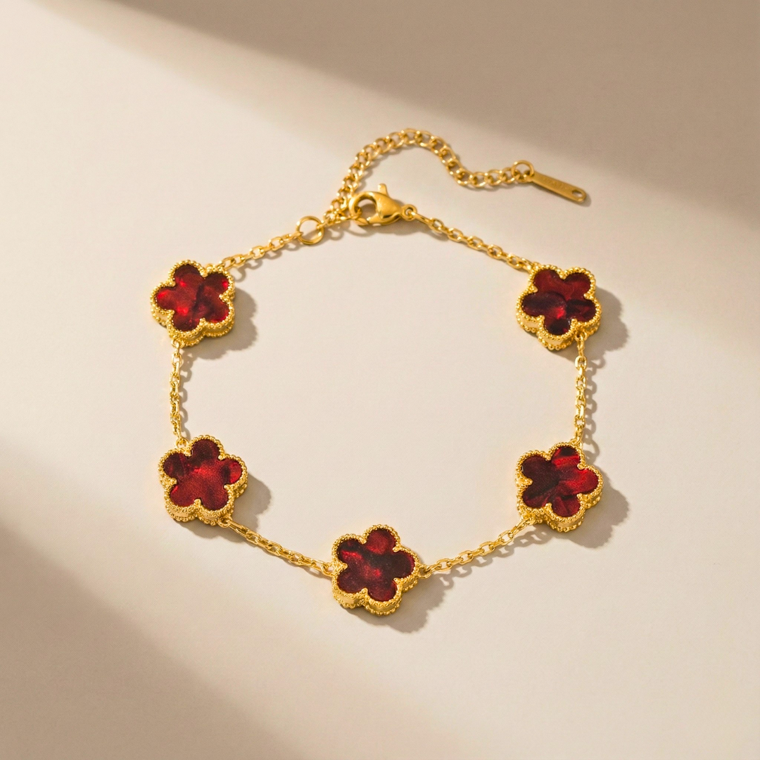Pam - Clover Charm Bracelet