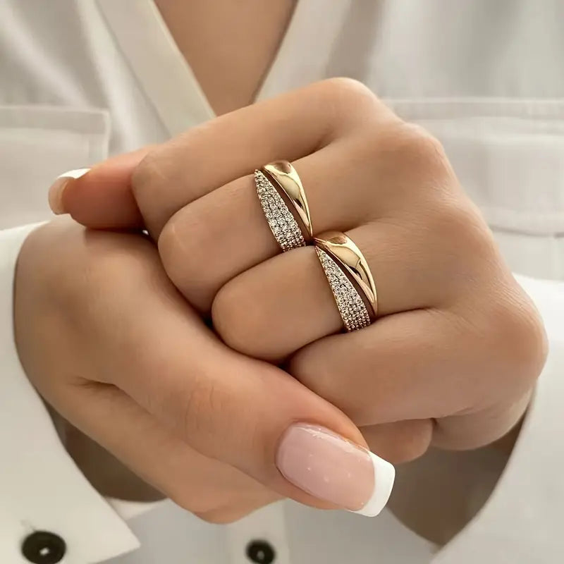 Vivienne - Elegant Gold Ring