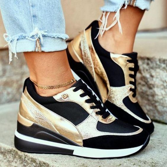 Venus Sneakers - Comfortable with soft cushioning