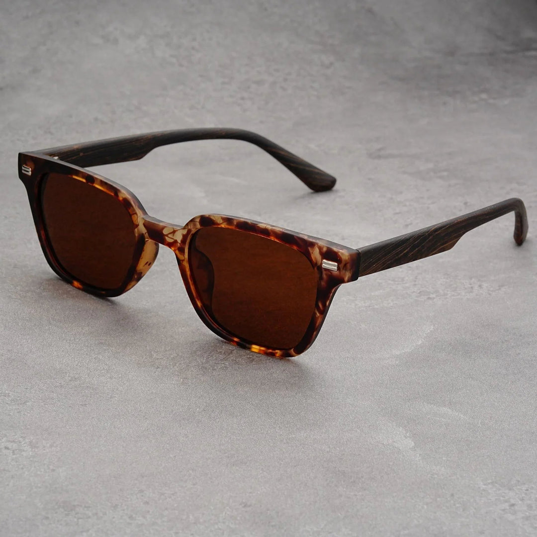 Liam – Stylish Wood Sunglasses