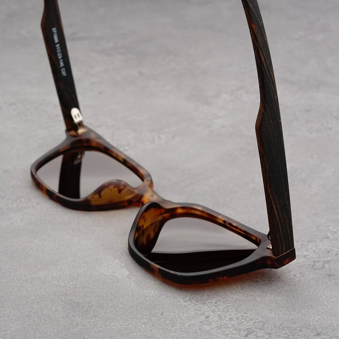 Liam – Stylish Wood Sunglasses